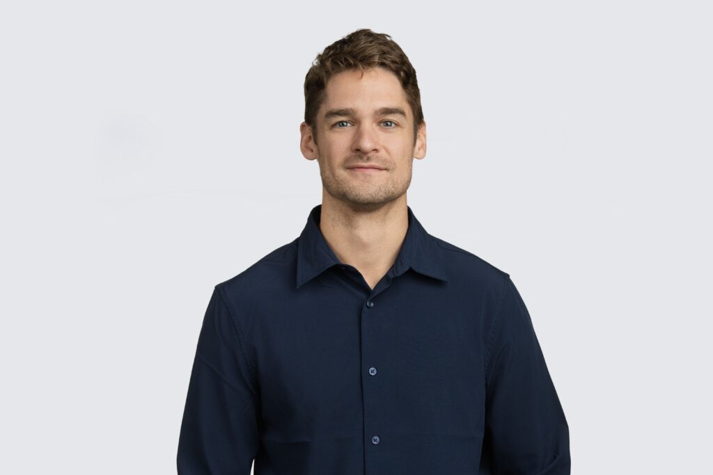 Nick Evans Headshot