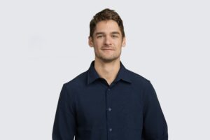 nick evans headshot